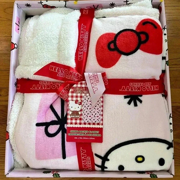 New Gift Box Hello Kitty Pink Christmas 60" x 90" Plush Sherpa Throw Blanket - Picture 1 of 5